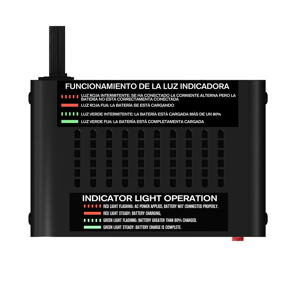 Chargeur de batterie 1,25 A et 12 V.